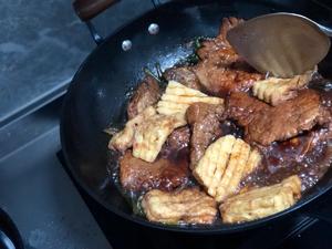 上海本帮菜——葱烧大排的做法 步骤12