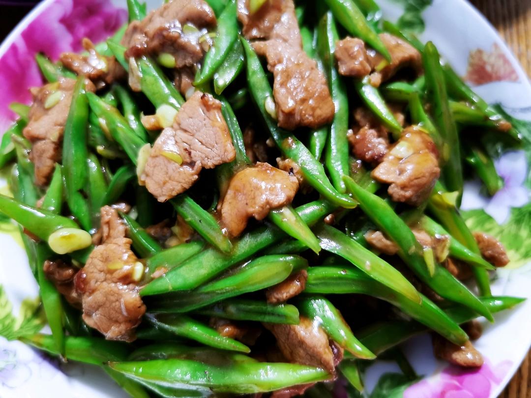 豆角肉丝饭