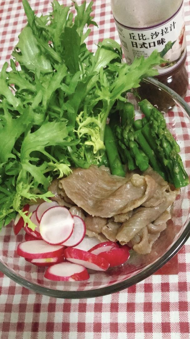 苦菊牛肉色拉