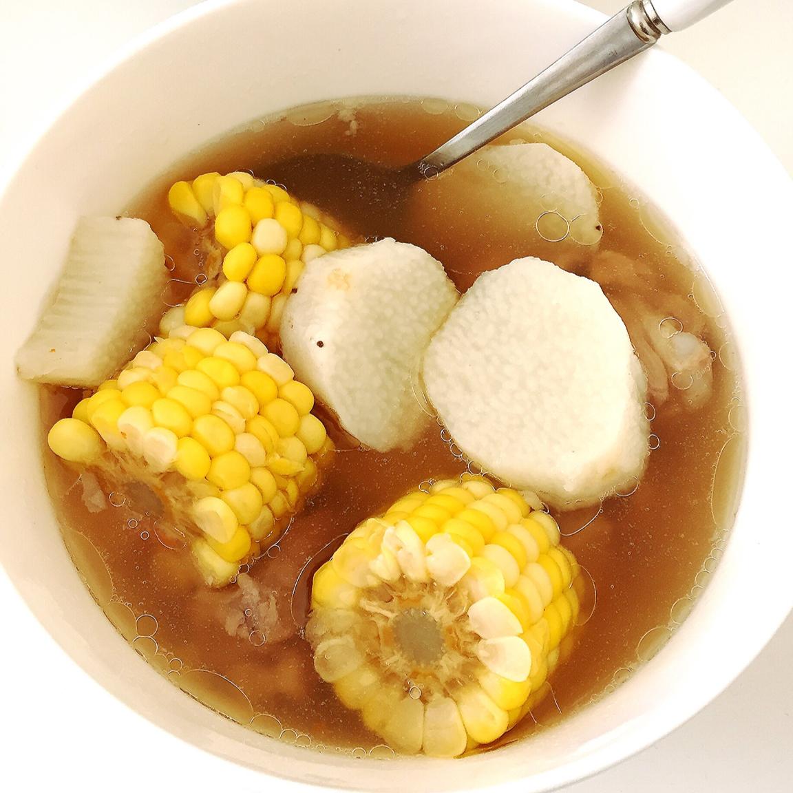 爱栗丝-做的山药玉米排骨汤