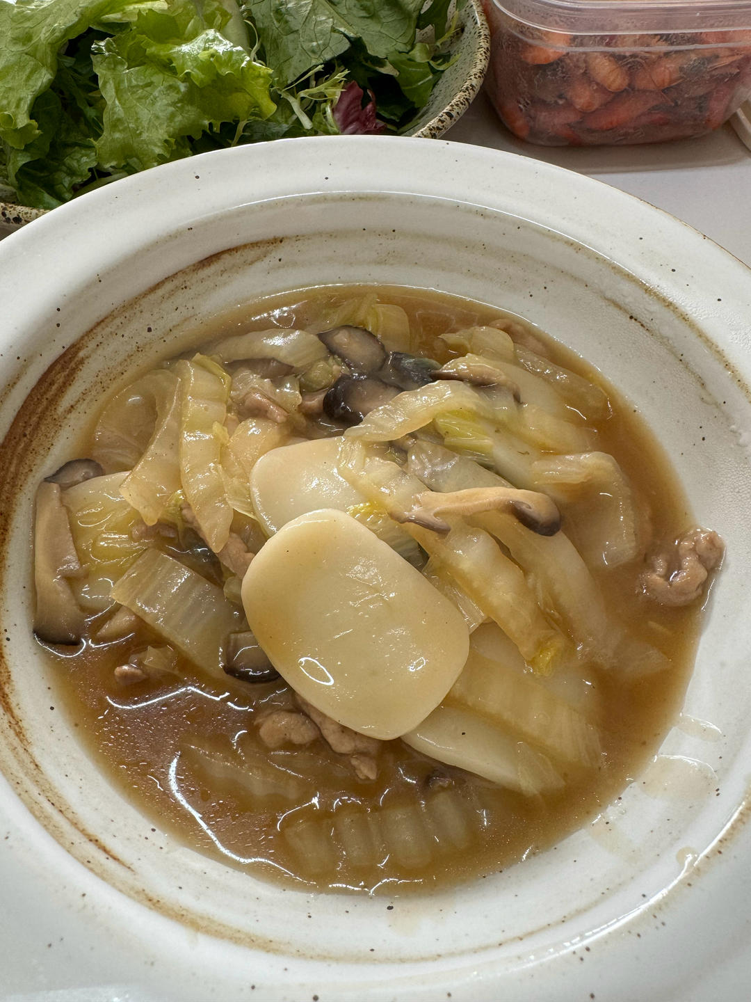 【白菜肉丝年糕汤】
