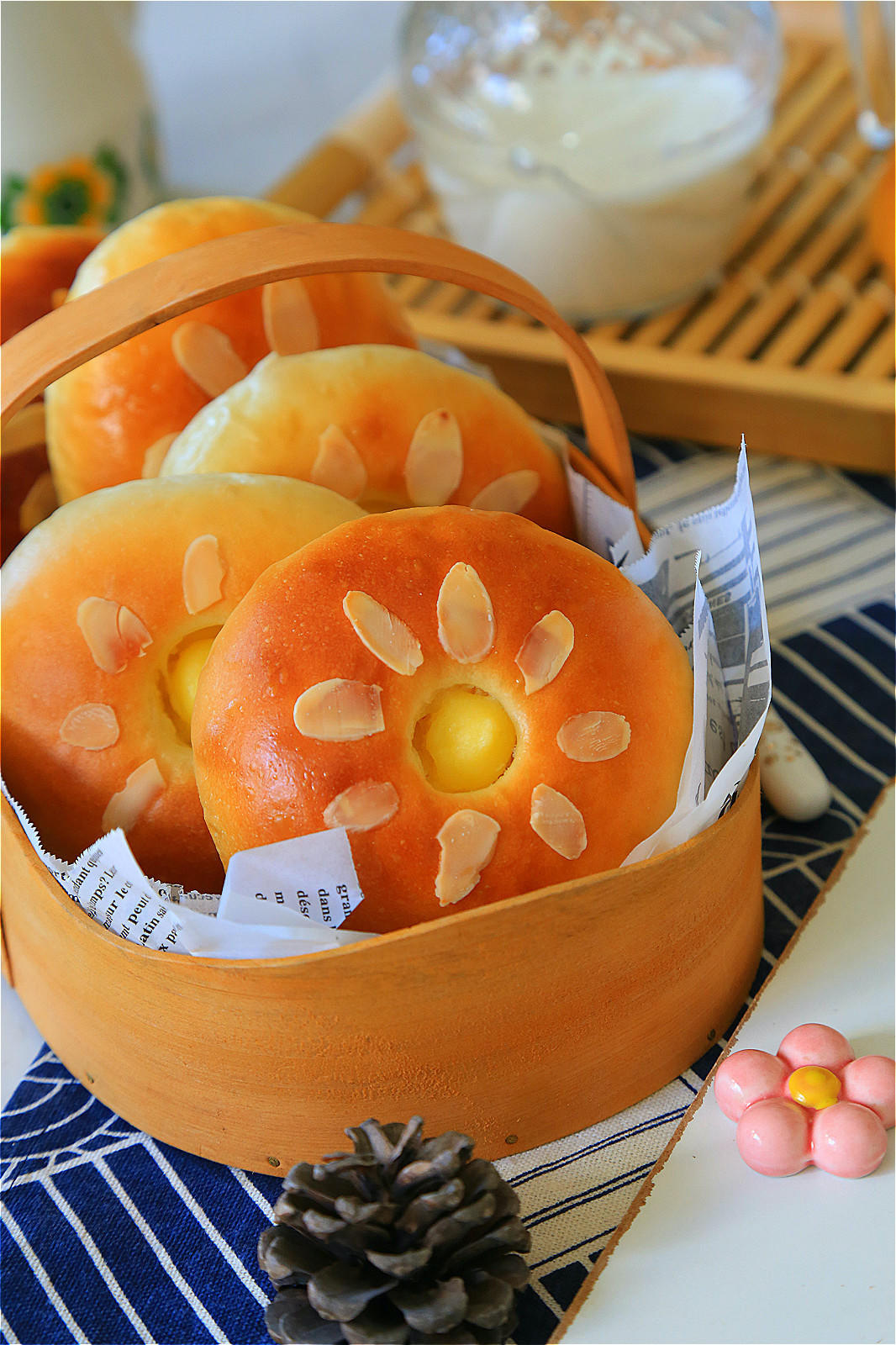 特浓卡仕达酱面包的做法