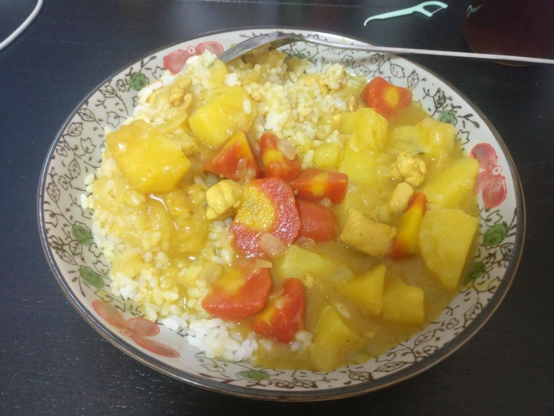咖喱土豆鸡块