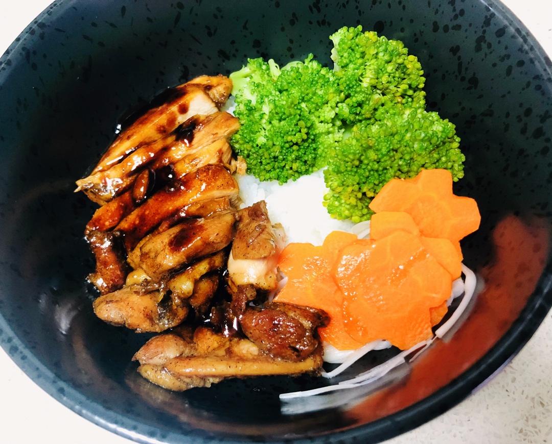 照烧鸡腿饭