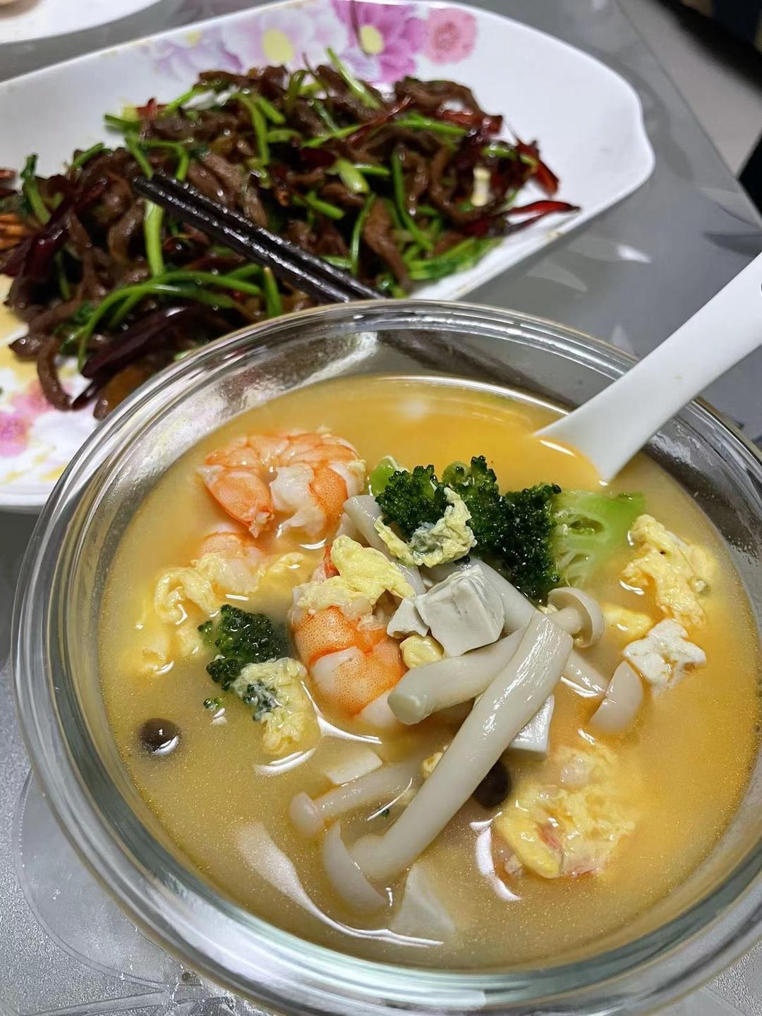 【低脂】虾仁豆腐菌菇汤