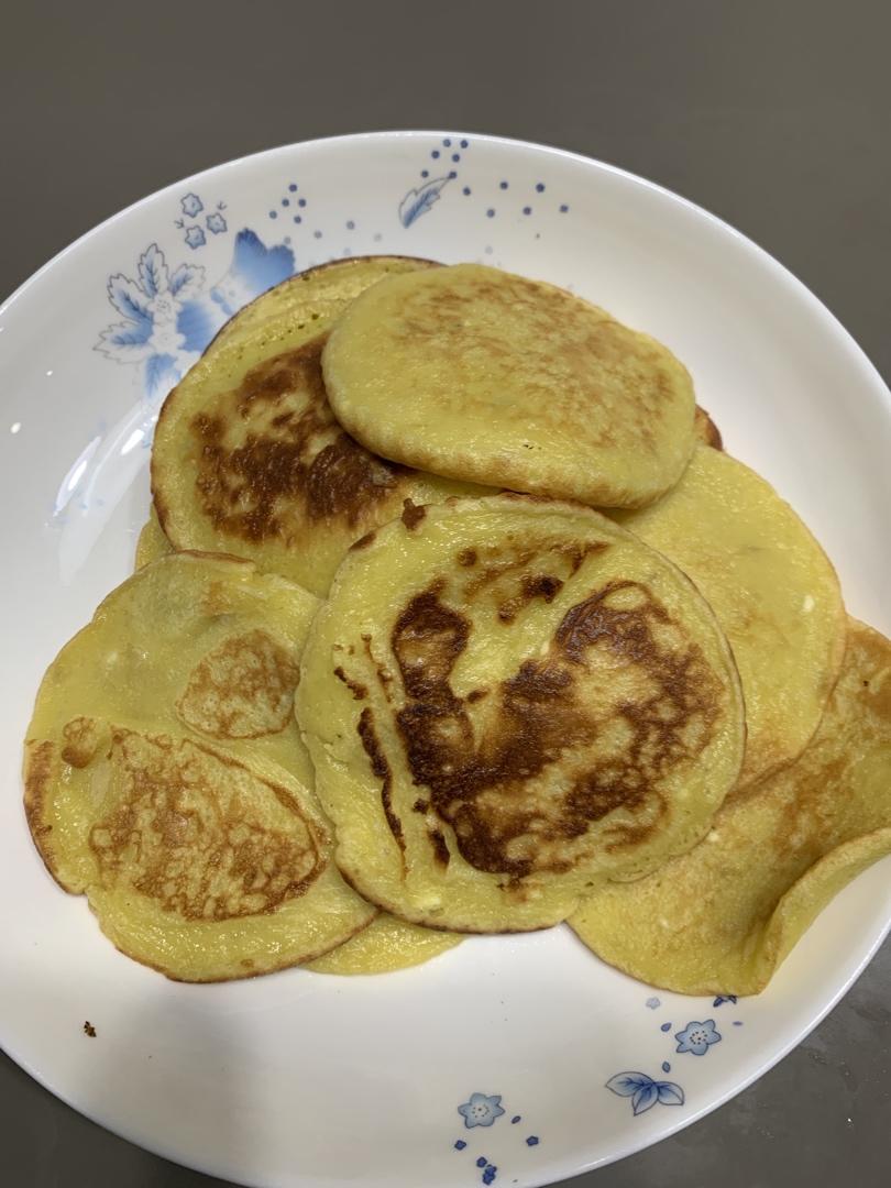 香蕉牛奶鸡蛋饼——免糖少油版