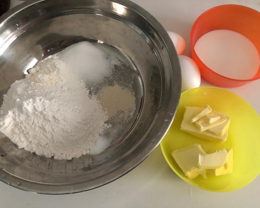 纯奶手撕吐司的做法 步骤1