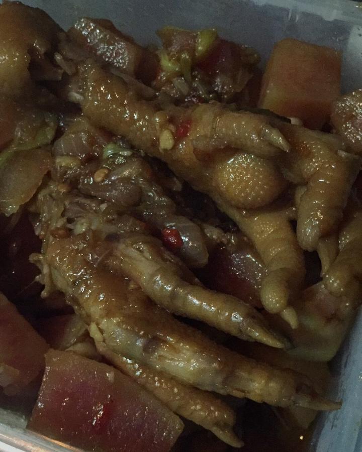 超入味的鸡爪煲，吃过就忘不了