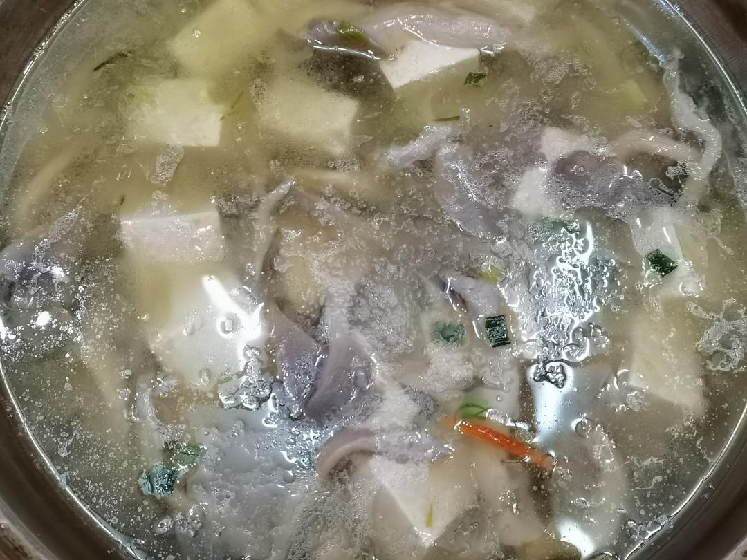 低脂鲜美！连喝三碗都不腻的平菇豆腐汤