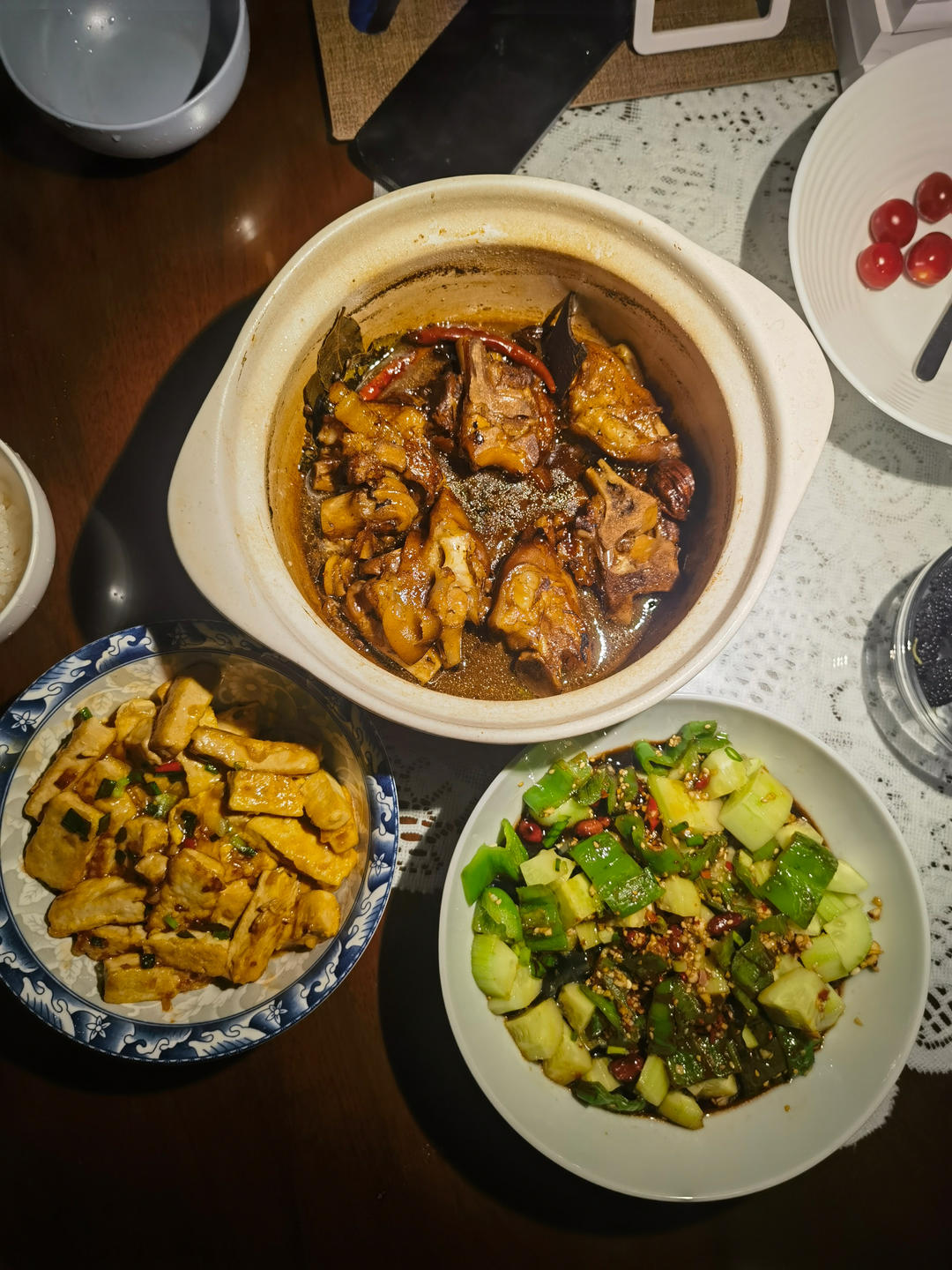 红烧猪蹄，酱香味，超级过嘴瘾的卤猪蹄