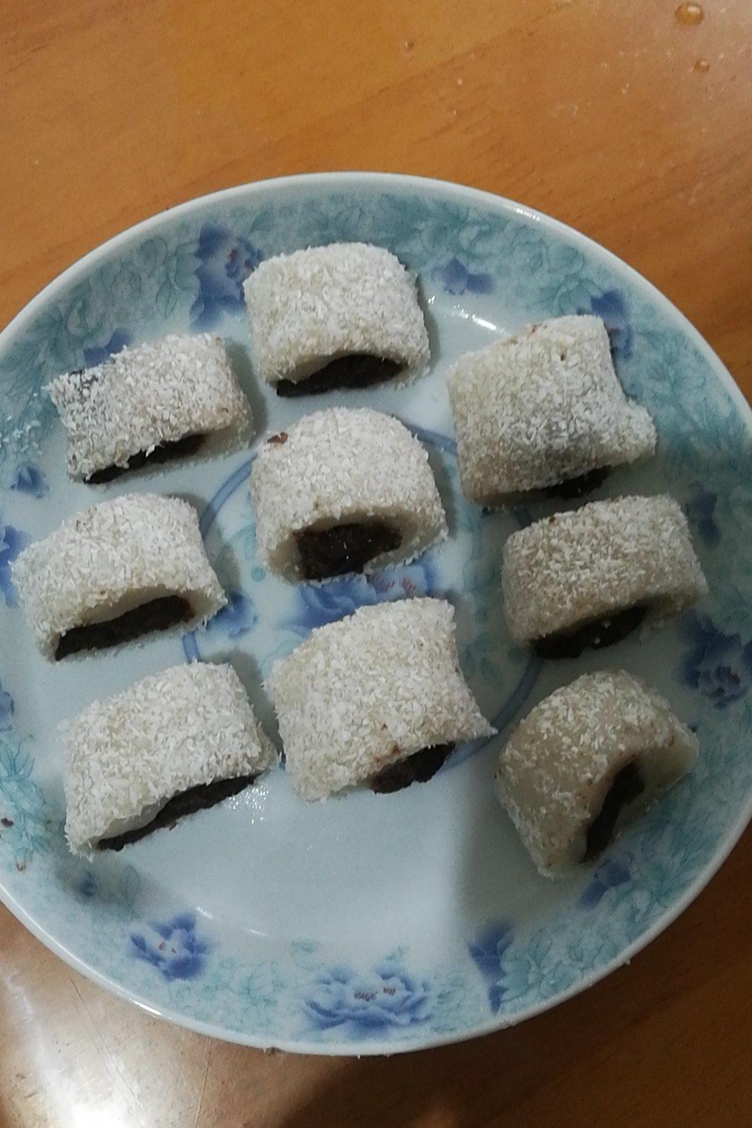 椰蓉豆沙糯米卷