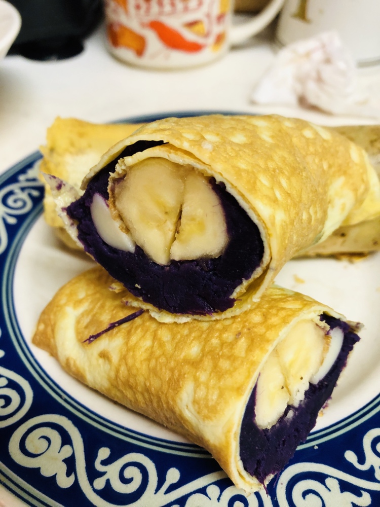 健康早餐/甜点：紫薯香蕉芝士鸡蛋卷