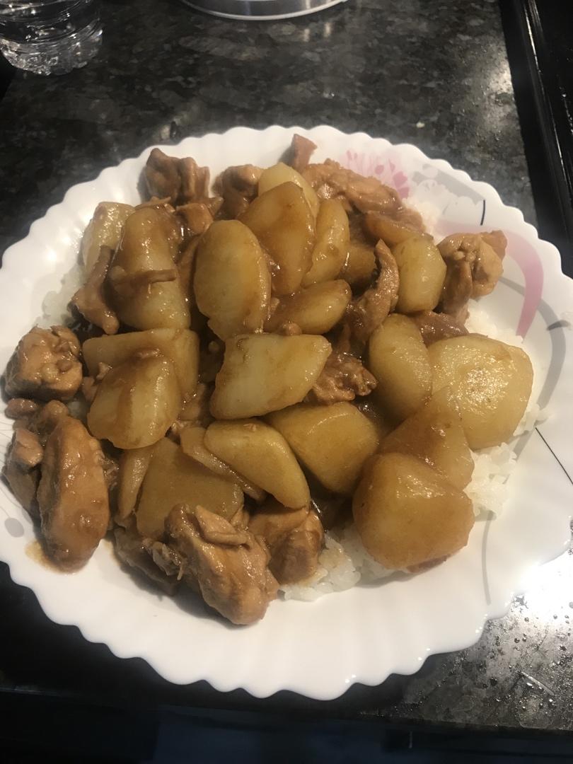 土豆焖鸡腿