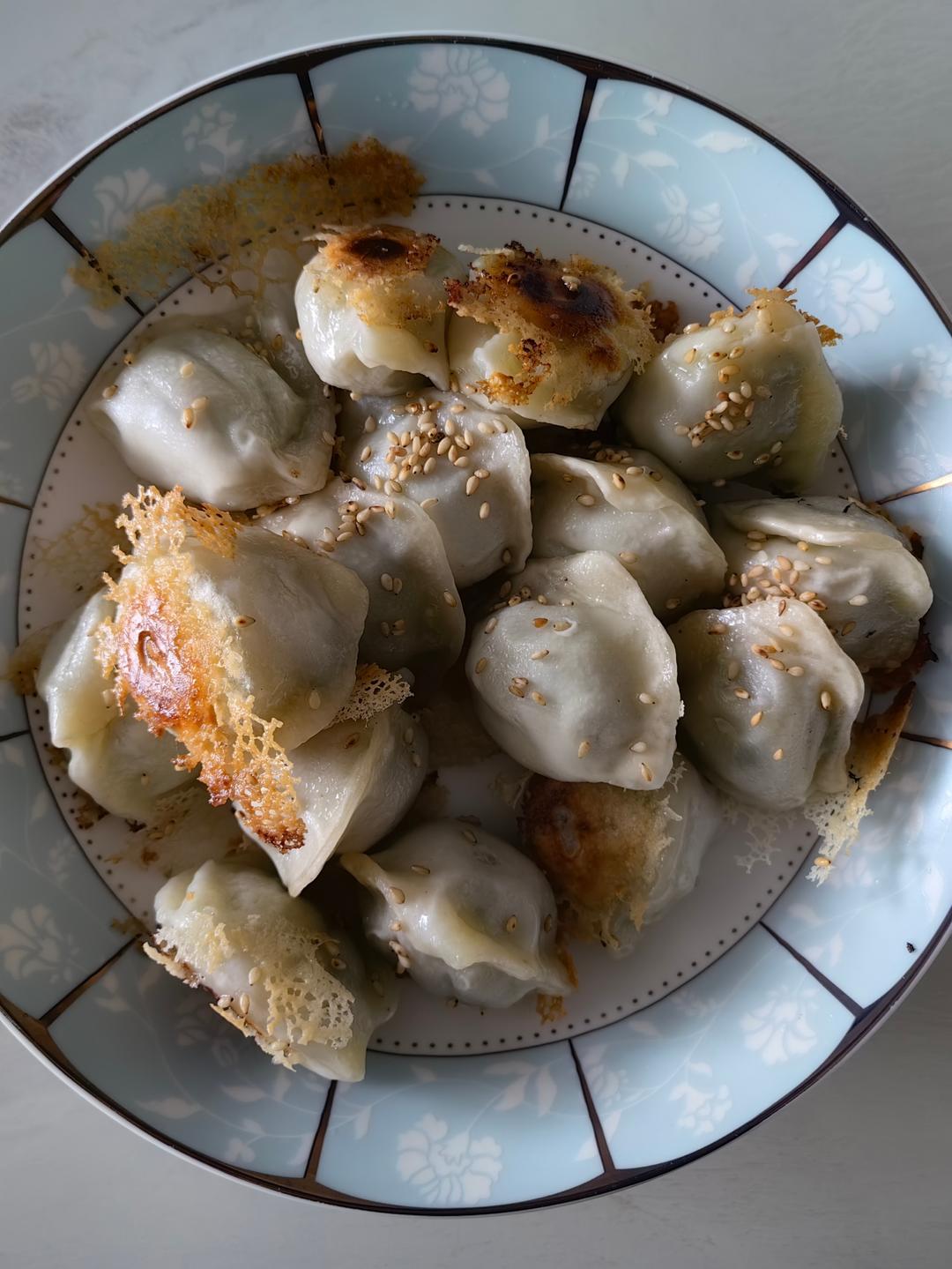 我是一份煎饺（生煎速冻饺）