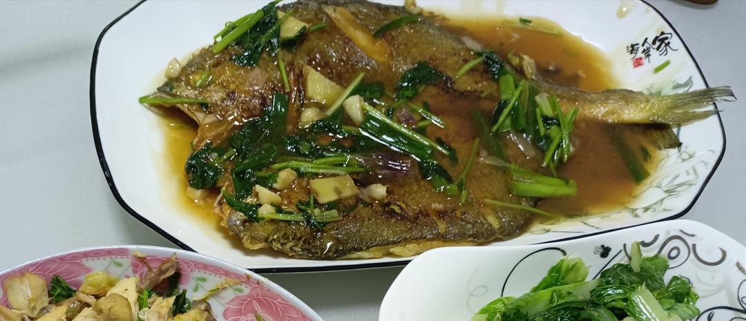 鲜香下饭的芡汁香煎黄花鱼的做法