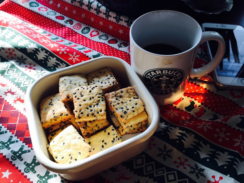 黑芝麻咸香饼干
