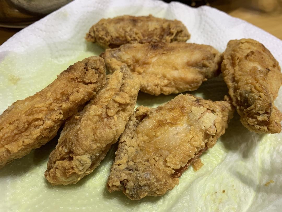 酥炸鸡翅中