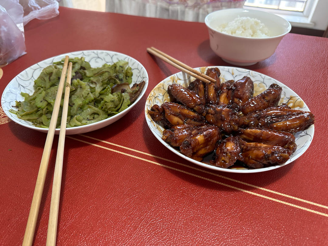 厨师长教你：“可乐鸡翅”的家常做法，味道鲜嫩可口，先收藏起来