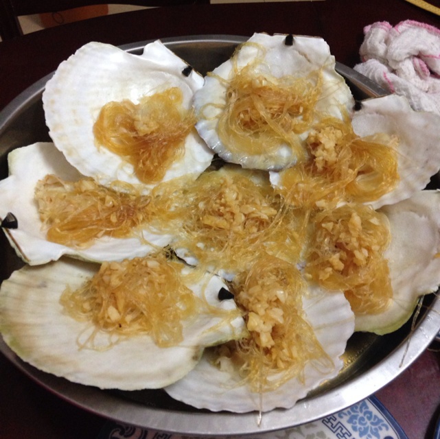 粉丝蒜蓉蒸扇贝