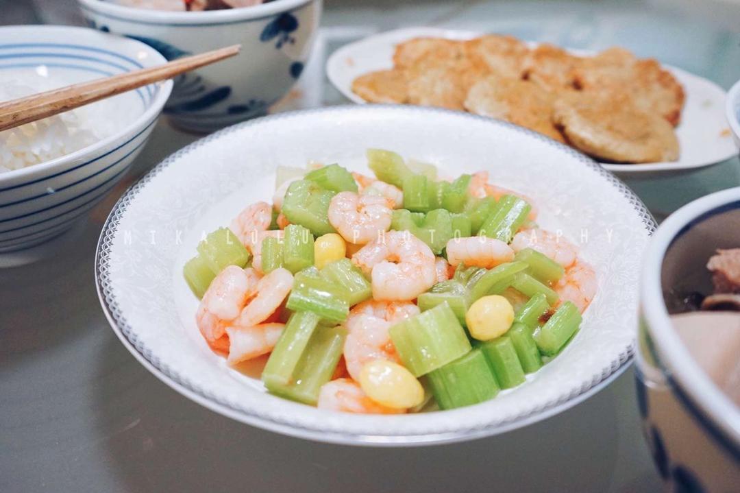 西芹炒虾仁