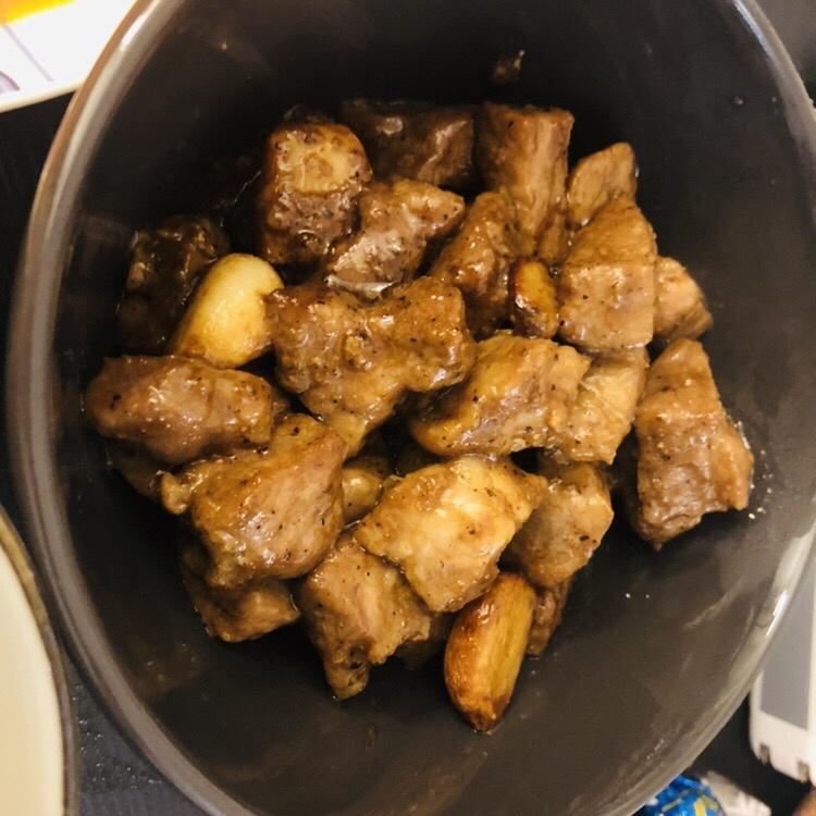黑蒜子牛肉粒