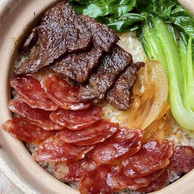 腊味煲仔饭，20分钟饭菜同出