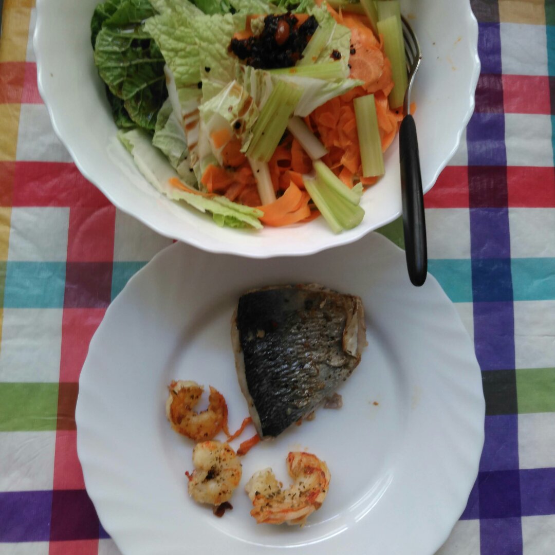 蒜油罗勒浸虾仁