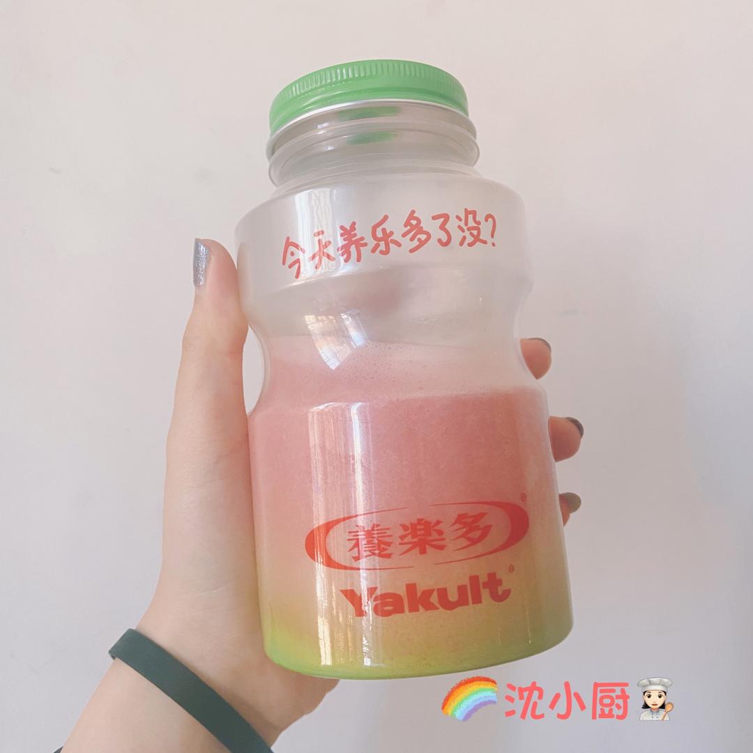 颜值超喜茶｜粉芭乐养乐多｜下架了也能喝到的做法
