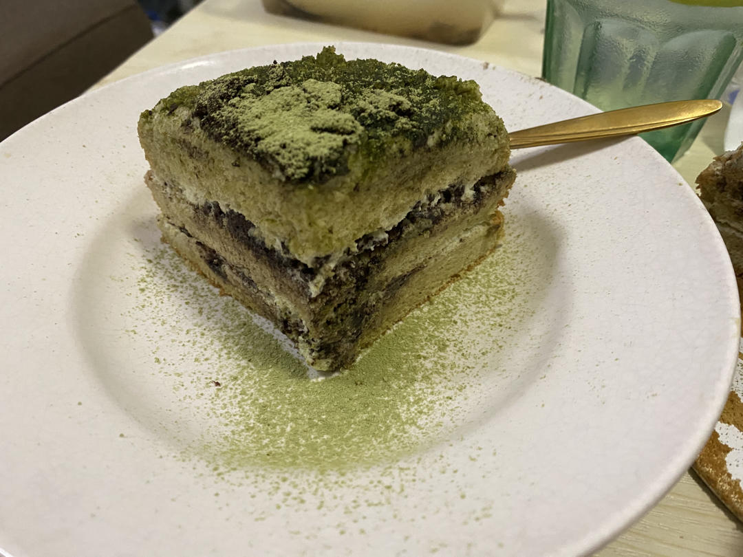 裱花不过关的超香抹茶裸蛋糕