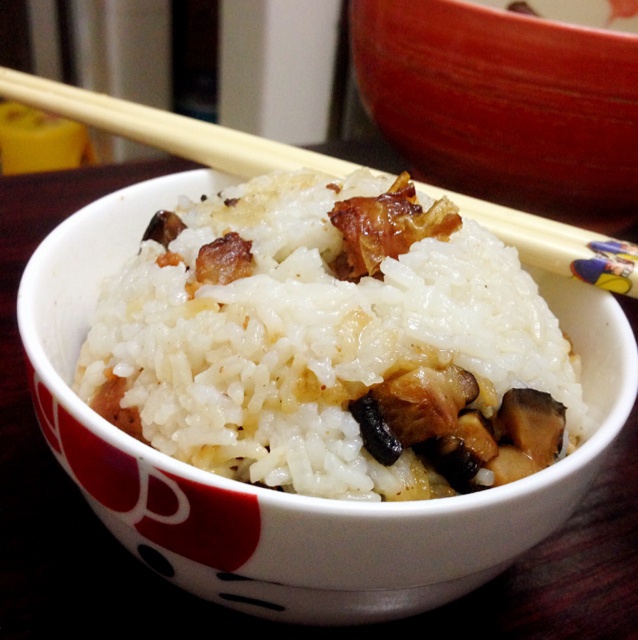 电饭锅版香菇腊肠饭