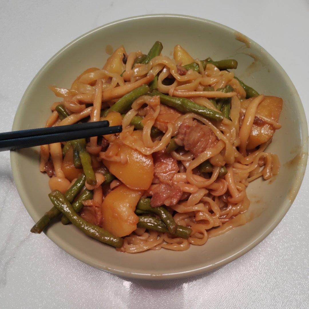 豆角焖面