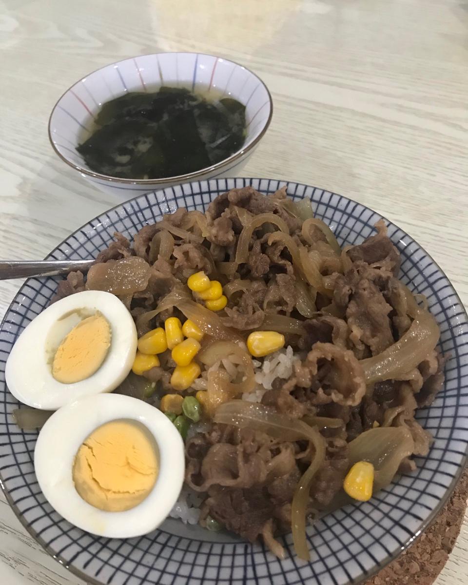 💕100%成功!!!🍱招牌肥牛饭专门店秘方·秒杀日本吉野家食其家！日式多汁牛肉饭 /嫩肥牛盖饭/牛肉饭/肥牛丼（超简单快速完美版）✨