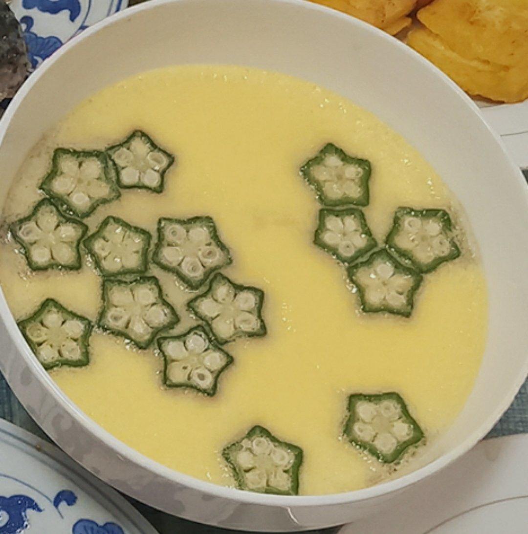 颜值控-做一朵开在碗里的花秋葵蒸水蛋