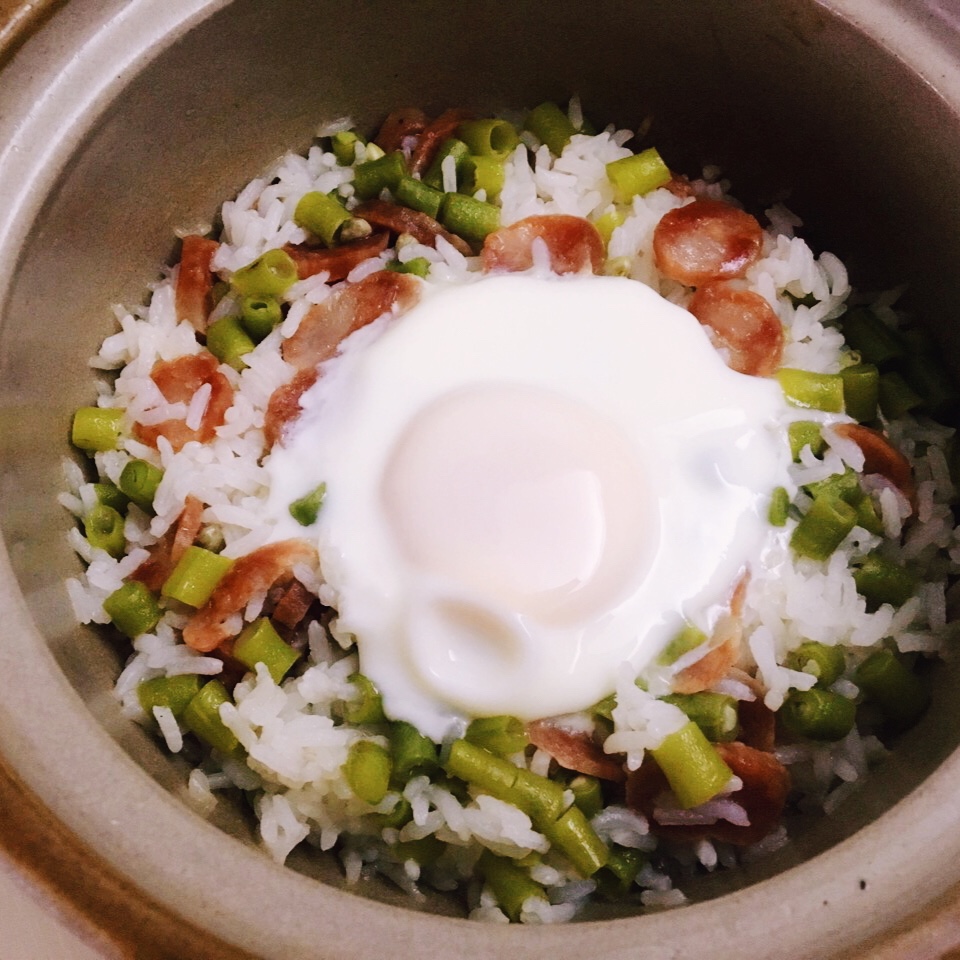 腊肠砂锅饭
