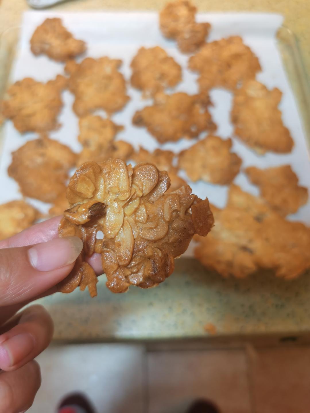 一个烤箱、一双巧手就可以完成嘎嘣脆的《杏仁瓦片》饼干，日常消耗蛋白神奇配方！！