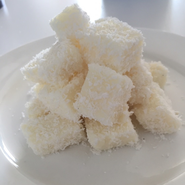 椰丝奶冻～椰丝小方～不用烤箱的小甜品！