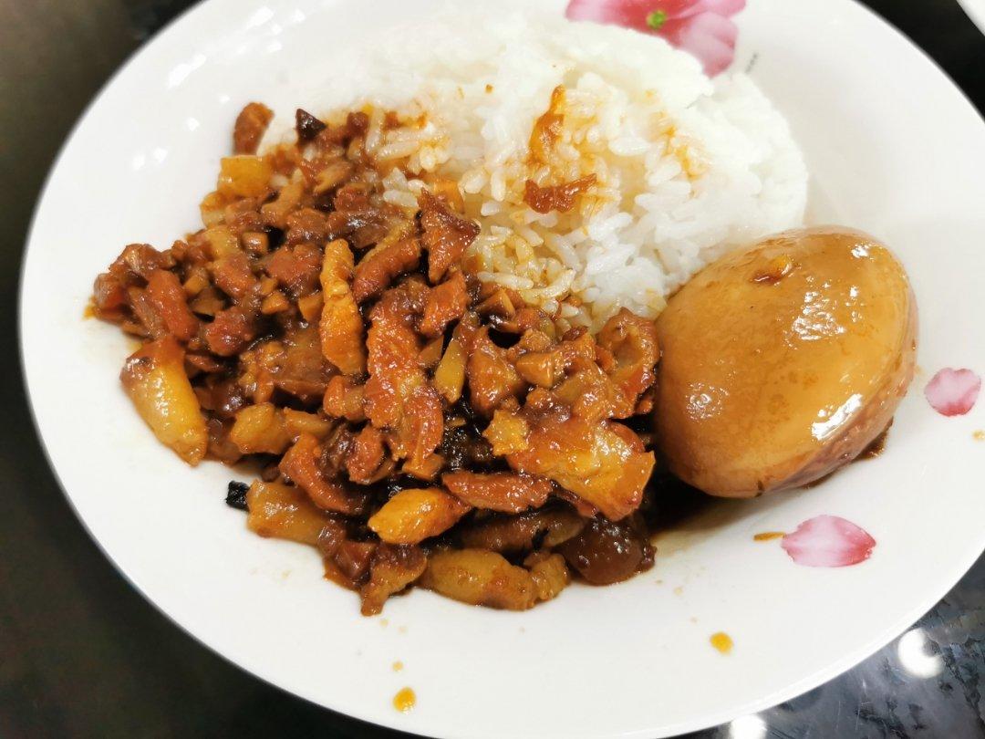 好吃到停不下来的卤肉饭