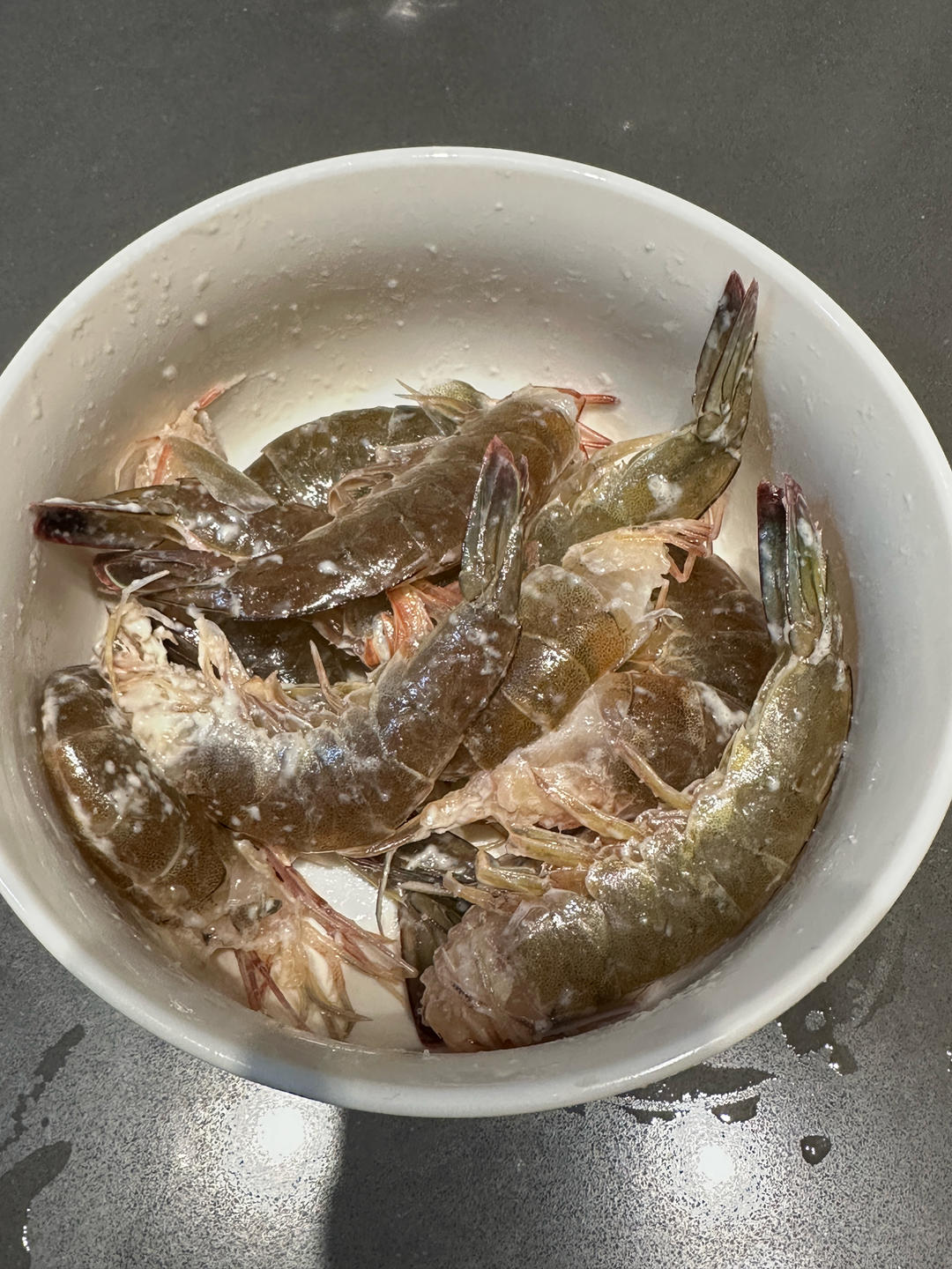 避風(fēng)塘大蝦??的做法 步驟5
