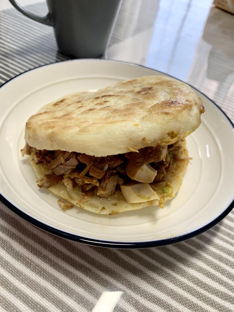 抹嘴-肉夹馍的肉和蛋，不放油版本