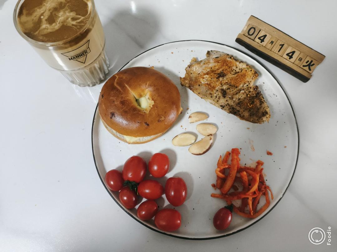 早餐•2026年4月14日