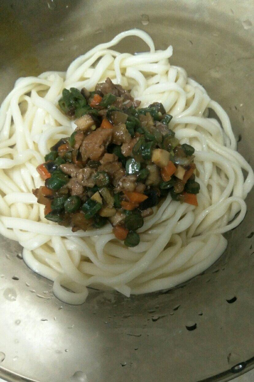 好吃起来我自己都害怕的豆角茄子打卤面