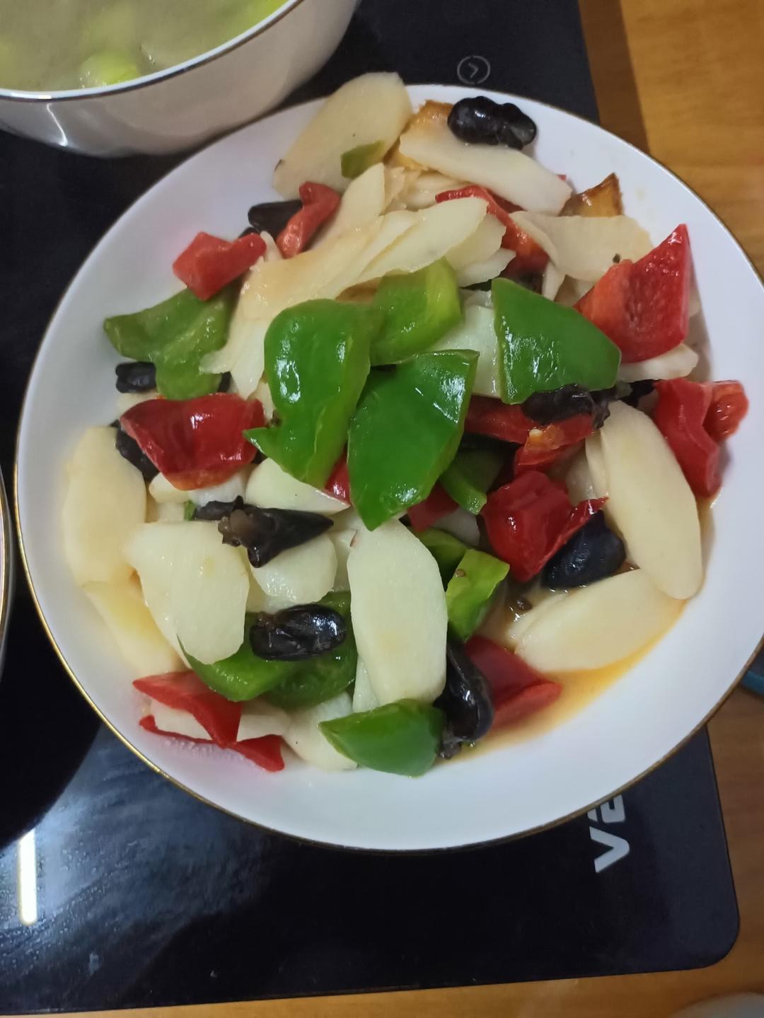 山药炒青椒