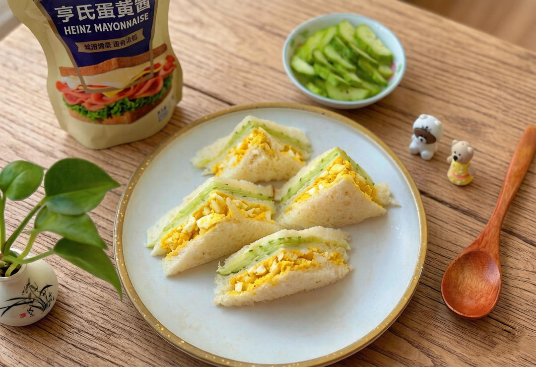 低卡黄瓜鸡蛋三明治｜健康清爽快手早餐