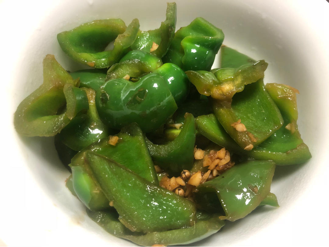 爽口小炒  灯笼椒  青椒  柿子椒