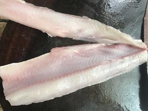 炝锅鱼的做法 步骤4