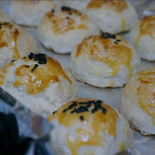 【小森妈妈菜谱】美味蛋黄酥