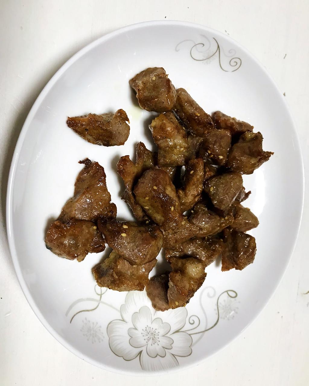 非常简单非常好吃的烤梅花肉