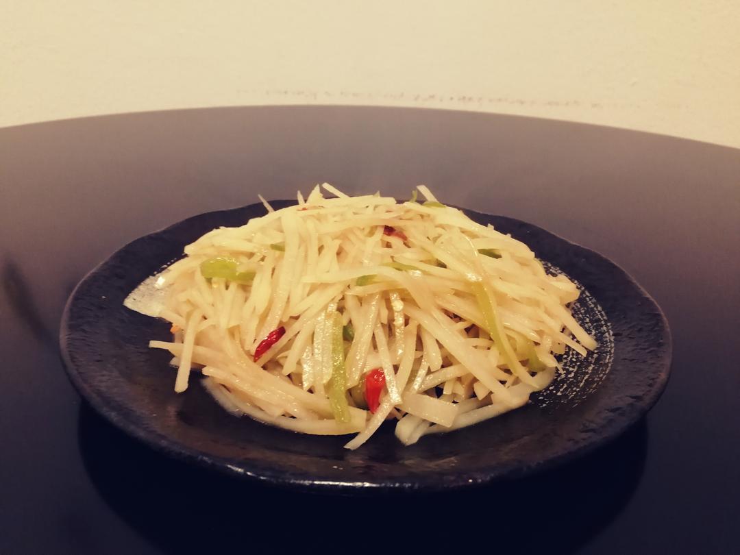 在家也能做出馆子味儿的醋溜/炝炒/酸辣土豆丝（就是那道看似简单，实则步步玄机的土豆丝）
