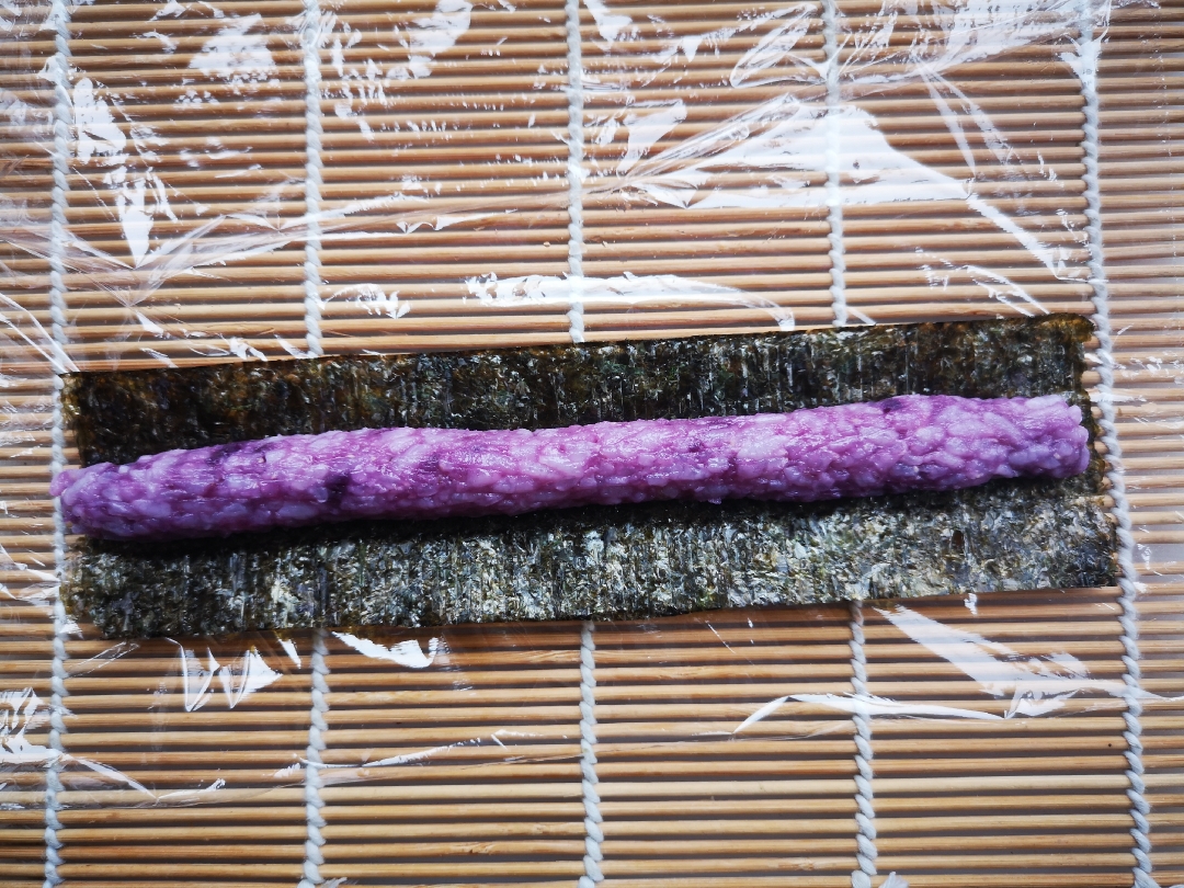 紫薯樱花寿司的做法 步骤7