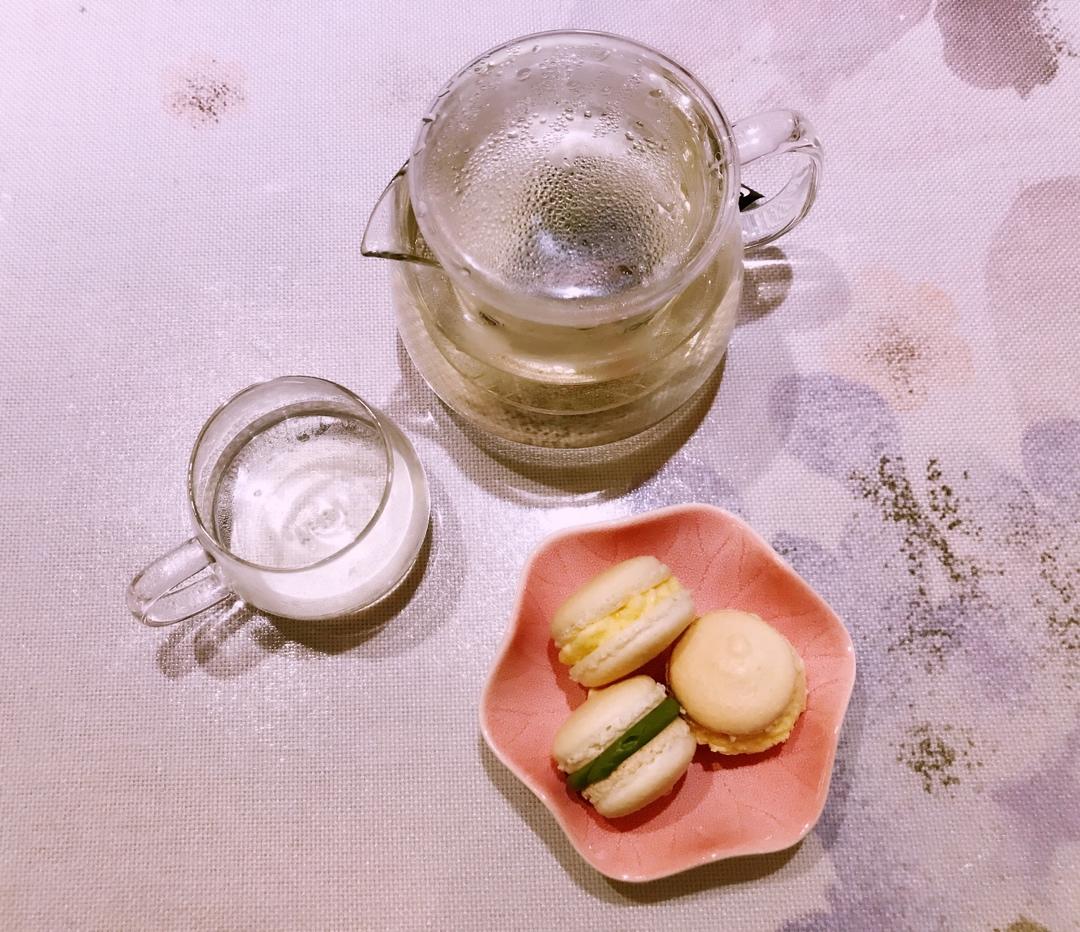 马卡龙夹馅之柠檬英式奶油霜